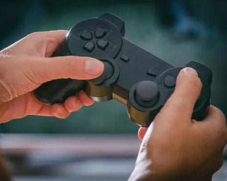 What Makes Some Gamers Reverse Their Controls? Scientists Now Have Answers, And They Are Not What Your Assumptions